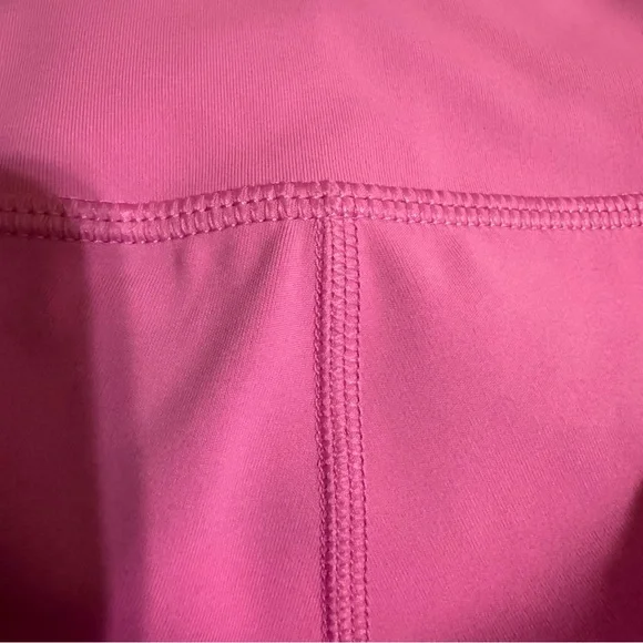 NWT TEK Gear High Rise Capri Leggings - Picture 8 of 9